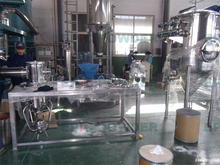 小型对撞式气流磨